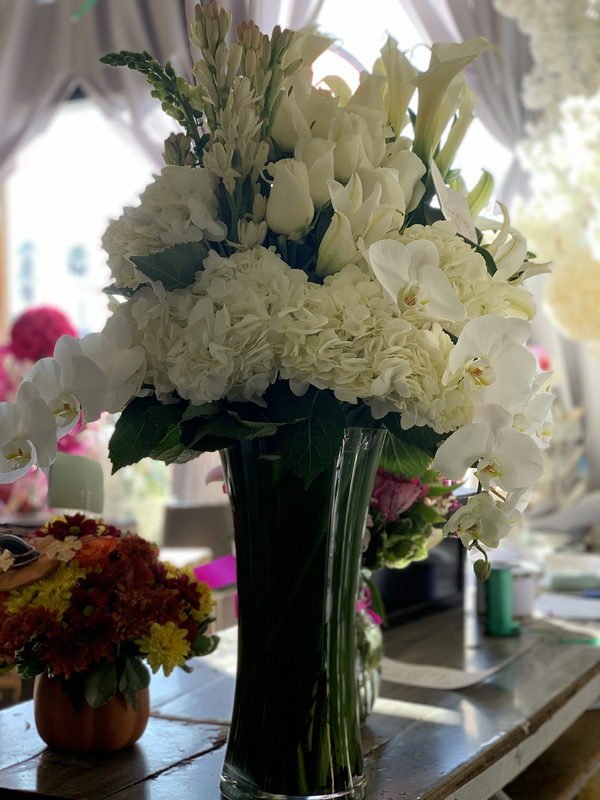 Delicate Whites | Brentwood Florist